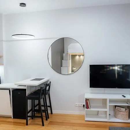 Quiet Loft Studio Apartment With Ac Top Location New Riga Esterno foto