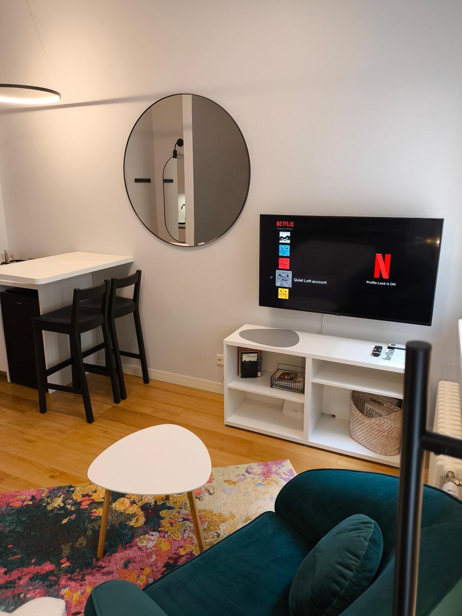 Quiet Loft With Ac Location New Dzīvoklis
